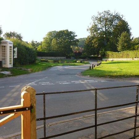 Pond View Cottage Brantingham Екстер'єр фото
